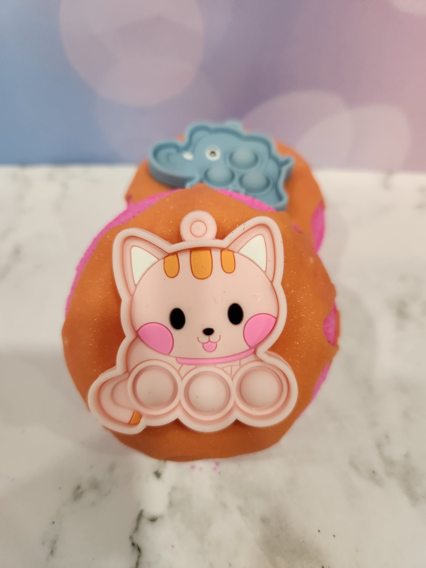 Donut Bomb w/ Pop-it